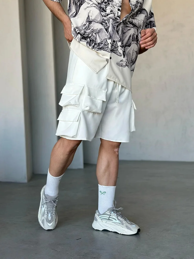 Men's Shorts With Multifunctional Pockets
