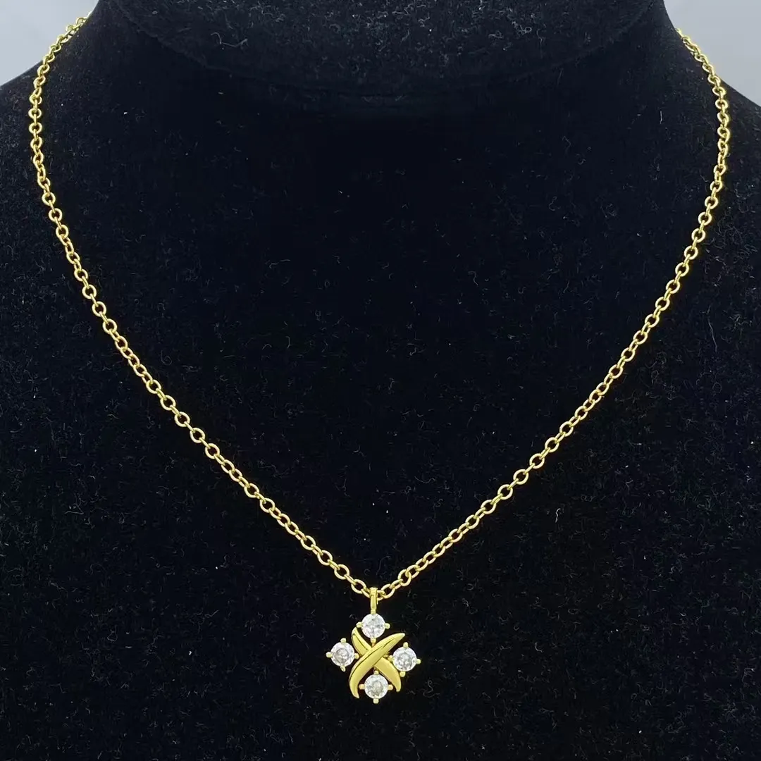 Tiffany Lynn Pendant Necklace