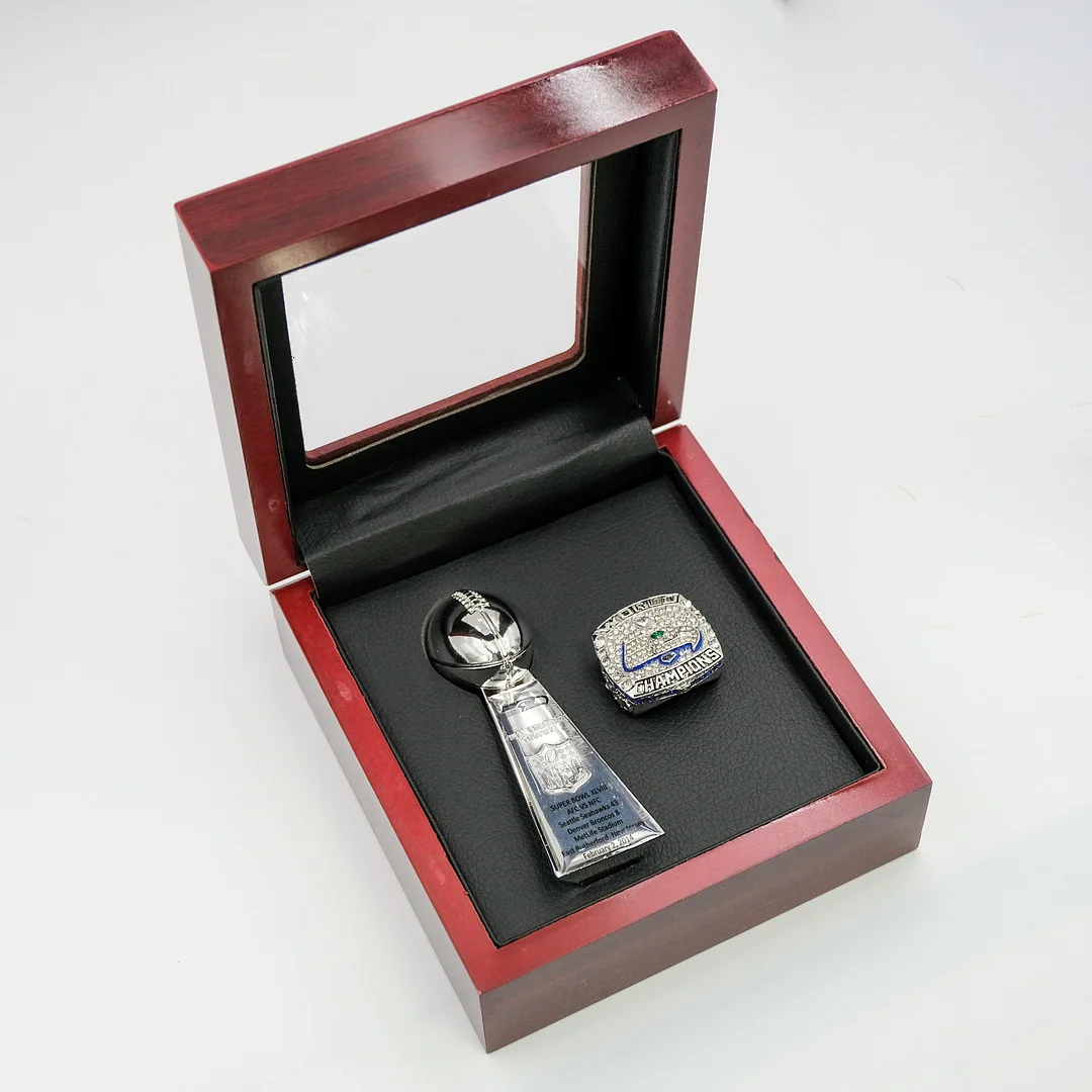 【Seattle Seahawks】  Trophy and Ring Set + Box NFL