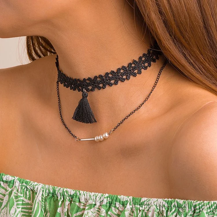 Tassel Layer Choker
