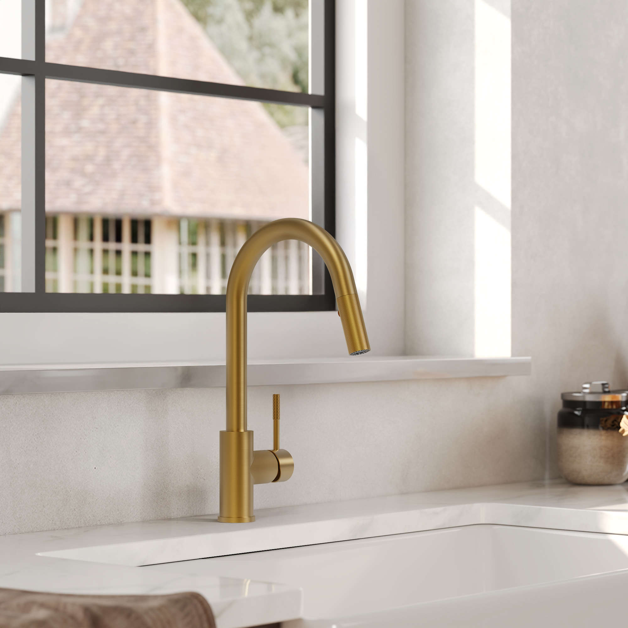 GRANDJOY Pull Down Kitchen Faucet with Single-Handle, 304 Stainless Steel Spout, Brass Sprayer, Brushed Gold