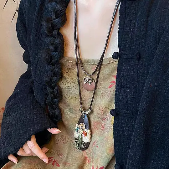 Ethnic Style Wooden Moon Smiley Long Woolen Chain Fashion Retro Niche Elegant High-end All-match Necklace for Women