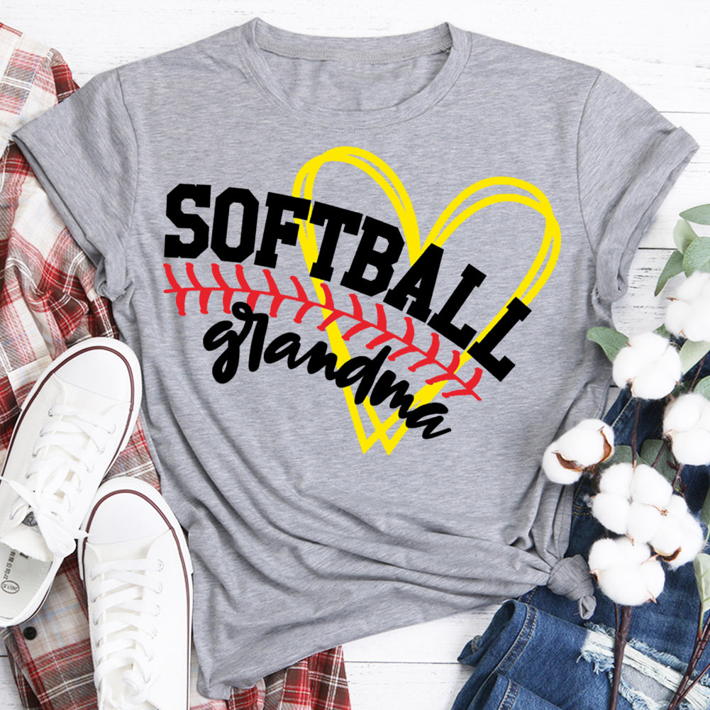 Softball Grandma  T-shirt Tee -07137-Guru-buzz