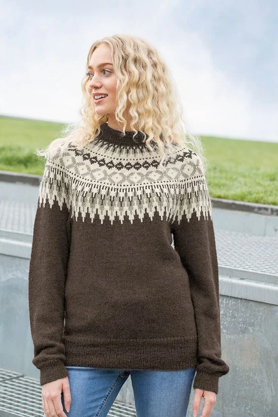 Vefave Contrasting Geometric Jacquard Vintage Sweater