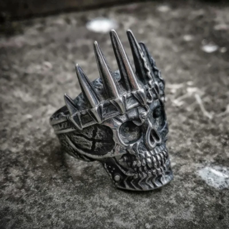 Punk classic noble silver crown skull rings