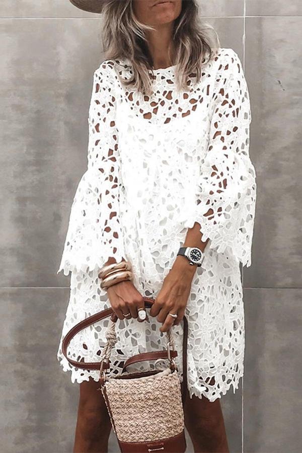 V-neck Lace Flared Sleeve Ruffled Midi Dress P16245