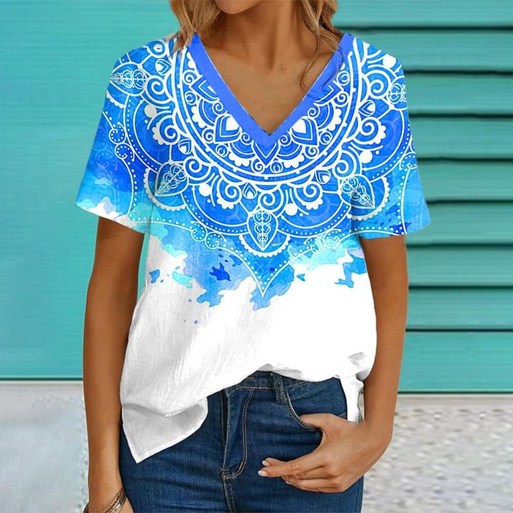 Ship in 24 hoursBlue Mandala Flower Graphic V-neck Casual Women's T-shirt