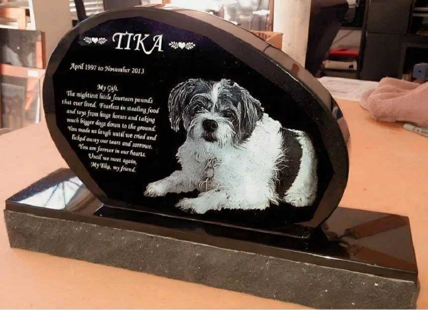 The Best Pet Memorial Stones to Keep Your Pet's Memory Alive