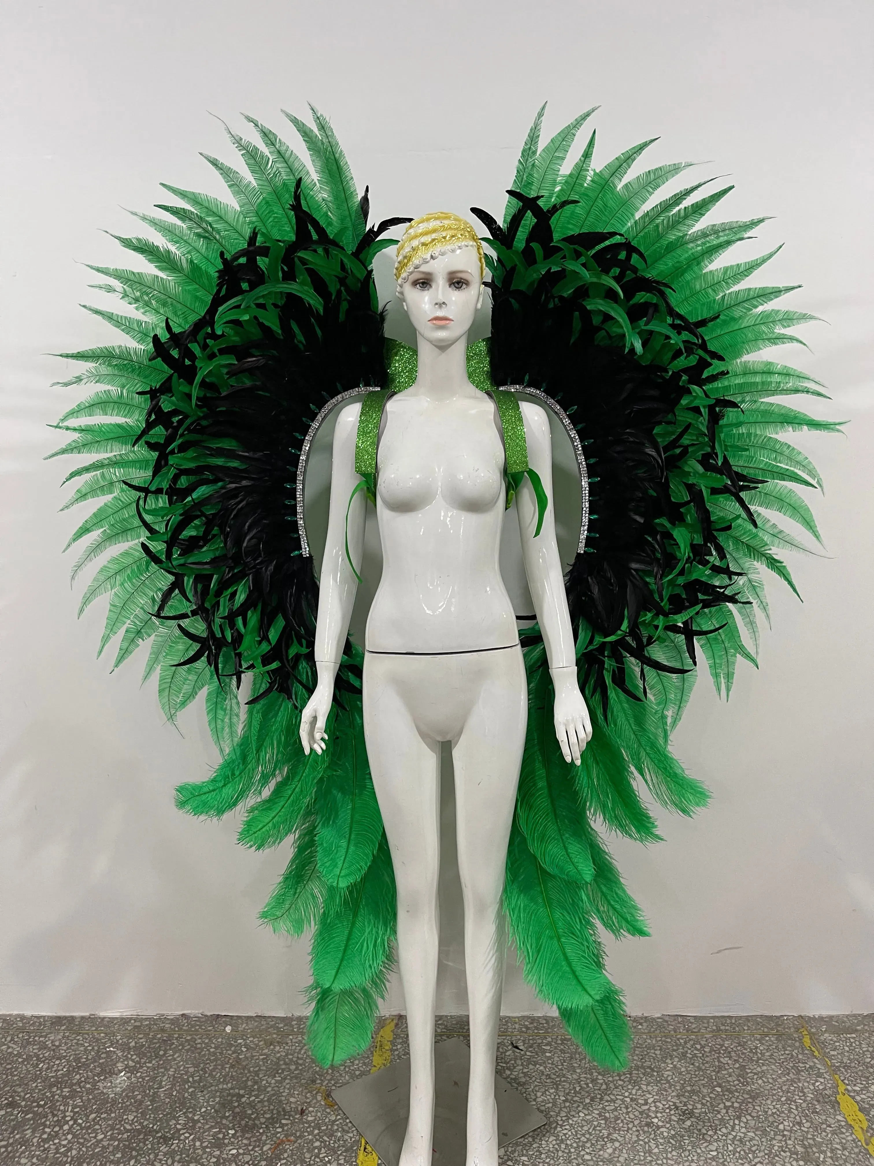VCSHOES Dance party costumes evening gowns weddings street dances carnival costumes dance costumes belly dances Green and black wings