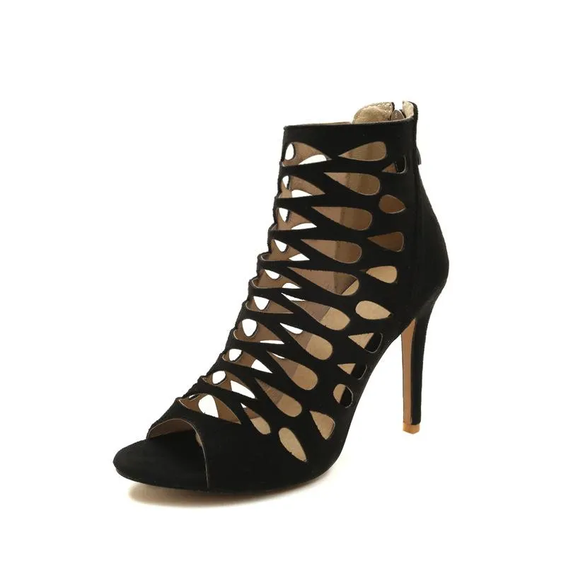 VCSHOES Socialite Favorites Hollow Out Pointed Black Sandals