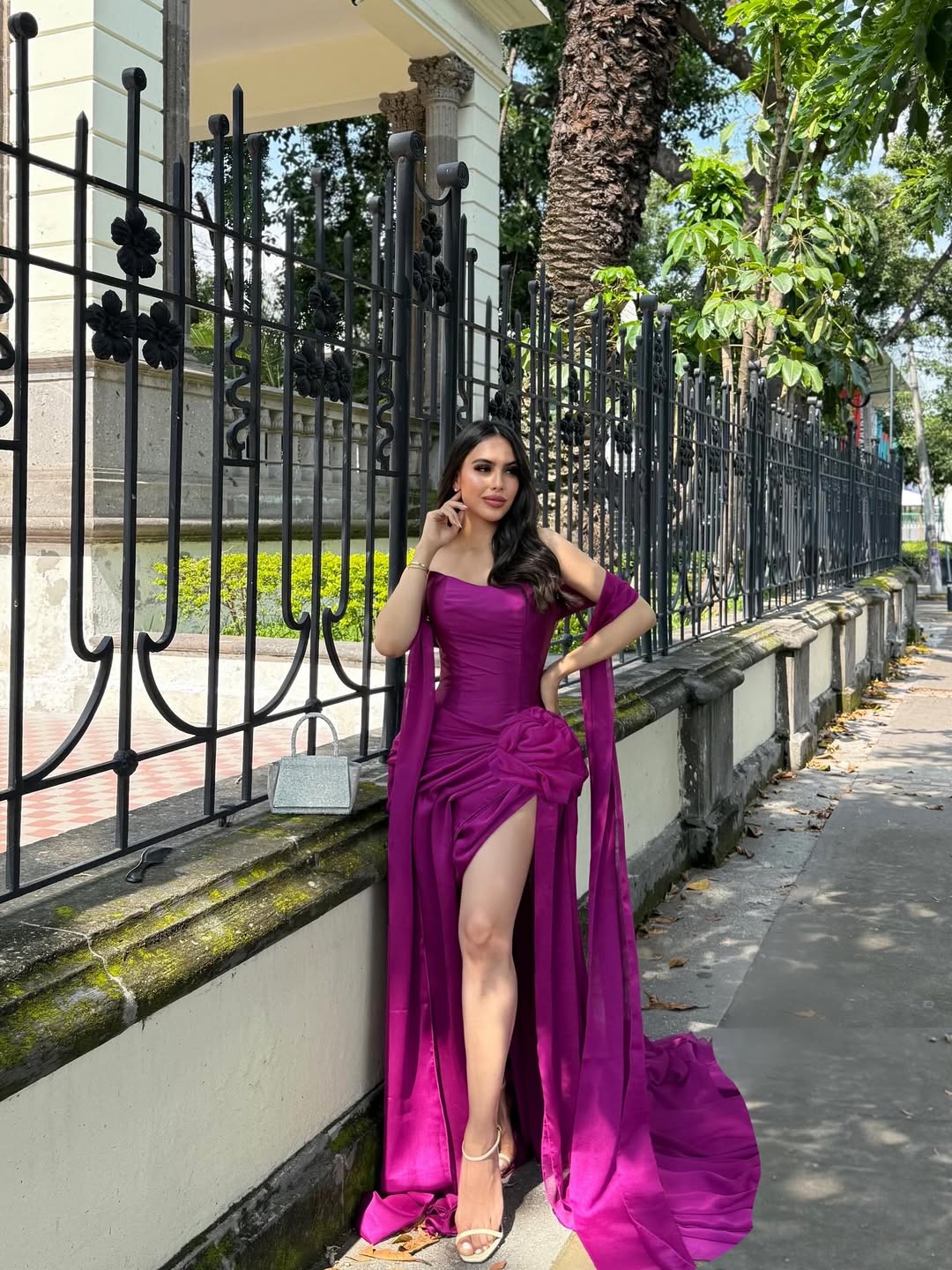 Elegant Purple Straight Across Split Handmade Flower Prom Dress With Scarf YK0291 Elegant Purple Straight Across Split Handmade Flower Prom Dress With Scarf YK0291