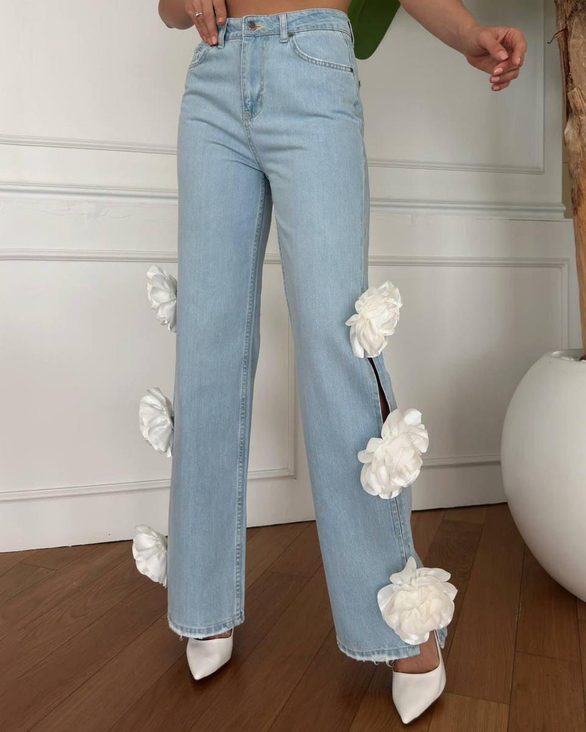 Flower Trim Side Split Straight Leg Jeans