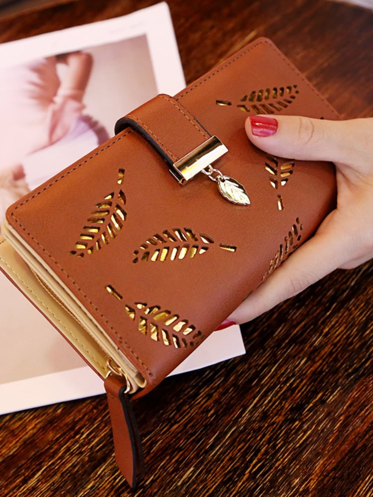 Comstylish Elegant Leaves Carved Utility Purse