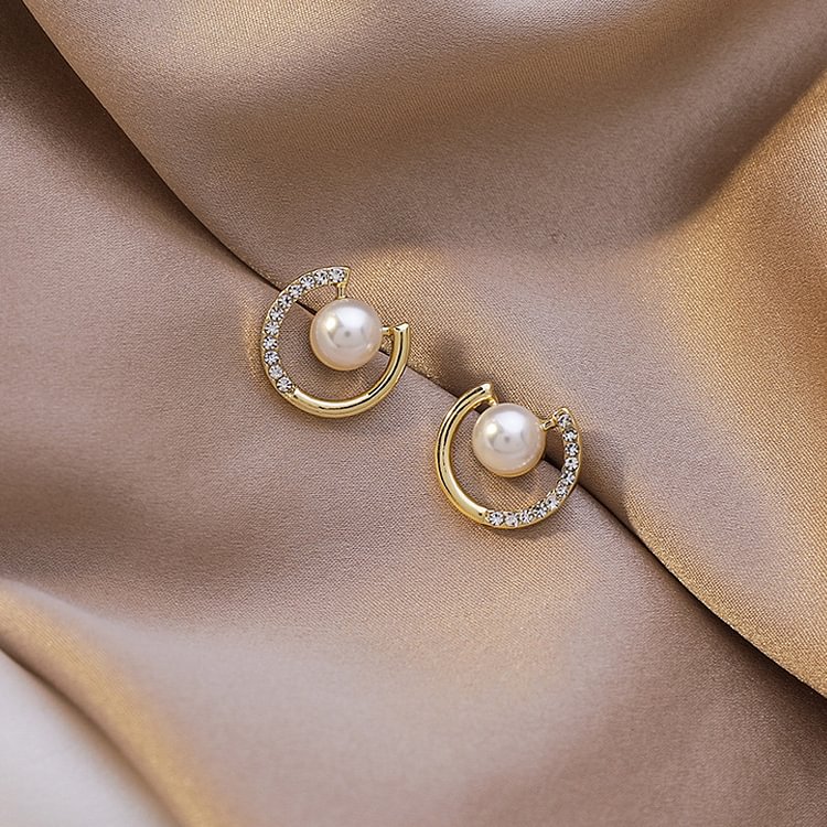 Delicate Petite Natural Pearl Round Zircon Stud Earrings