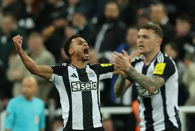 Liverpool Beats Newcastle United 3-2, 16-Year-Old Ngunomoha Scores Winnerjersey|football shirt|football kit|football sportswear