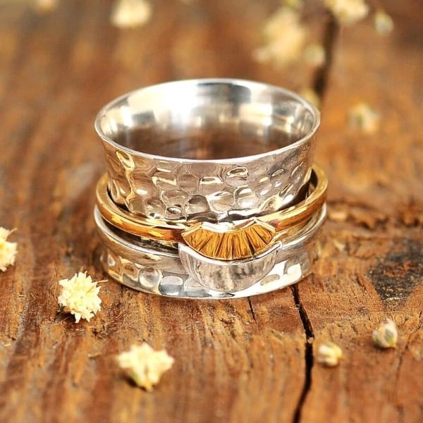 Creative Simple Moon Rotatable Ring