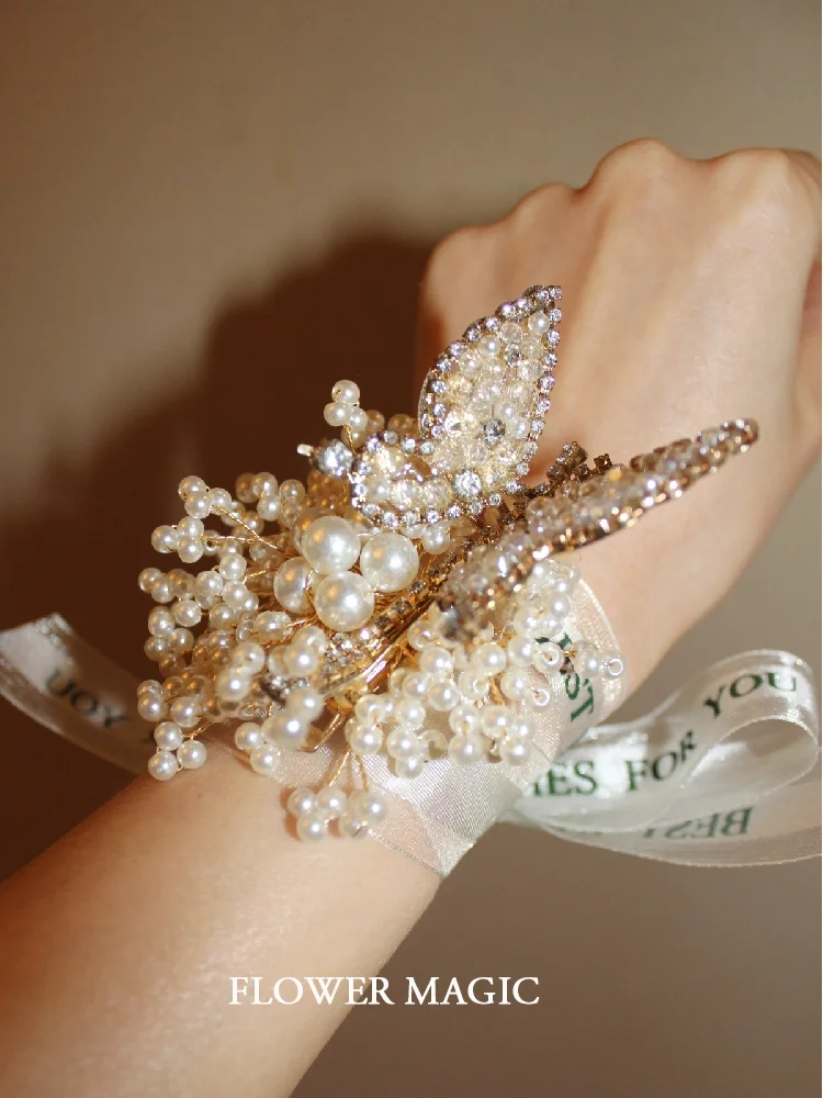 Movable Pearl butterfly handmade wedding birthday party bride and bridesmaid ladybros' dress matching piece wrist flower 花之魔法 ldooo