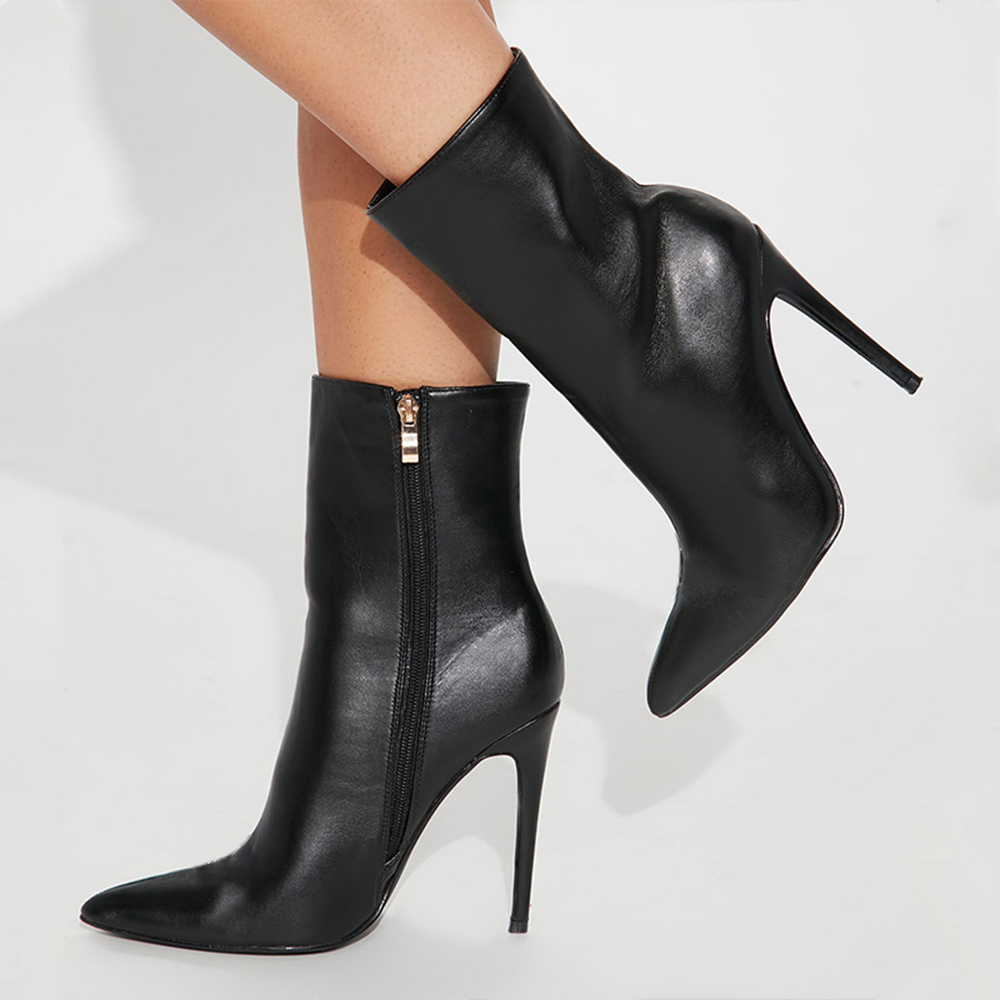 Sleek Noir Pointed-Toe Heeled Boots main image 0