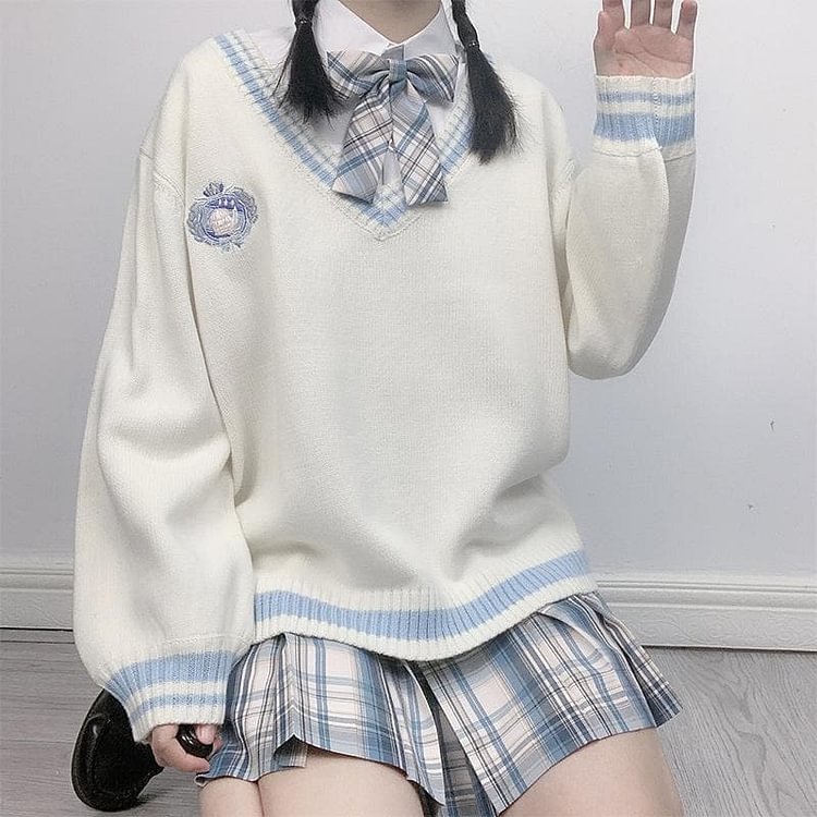 JK School Unifrom Embroidery V-Neck Stripe Sweater SP15740