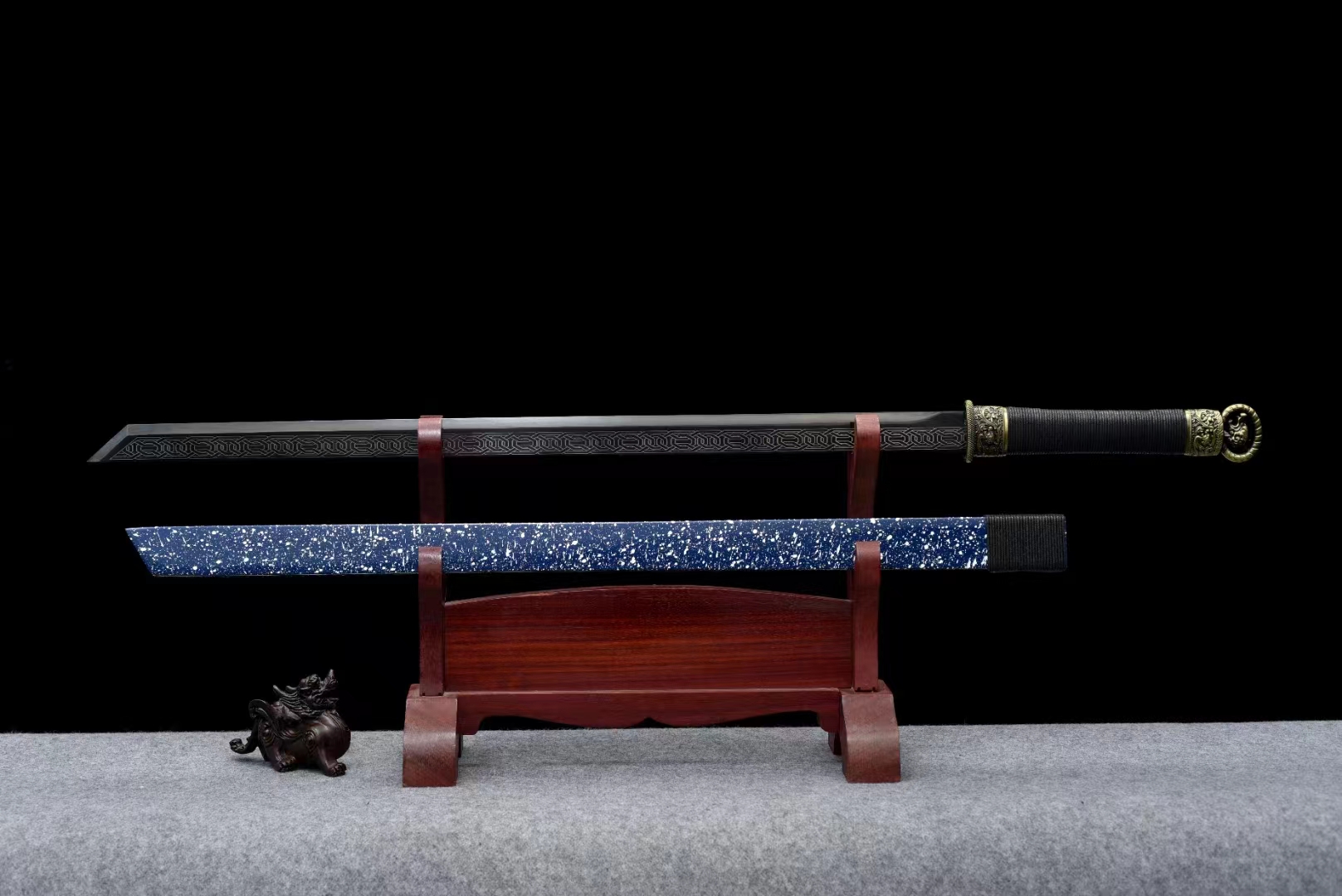 Blue Paint Sheath Samurai Sword Copper Tsuba Katana Roasted Black Blade