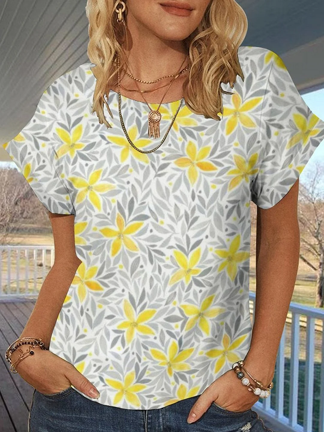 Women's Scoop Neck Short Sleeve Yellow Floral Printed Top