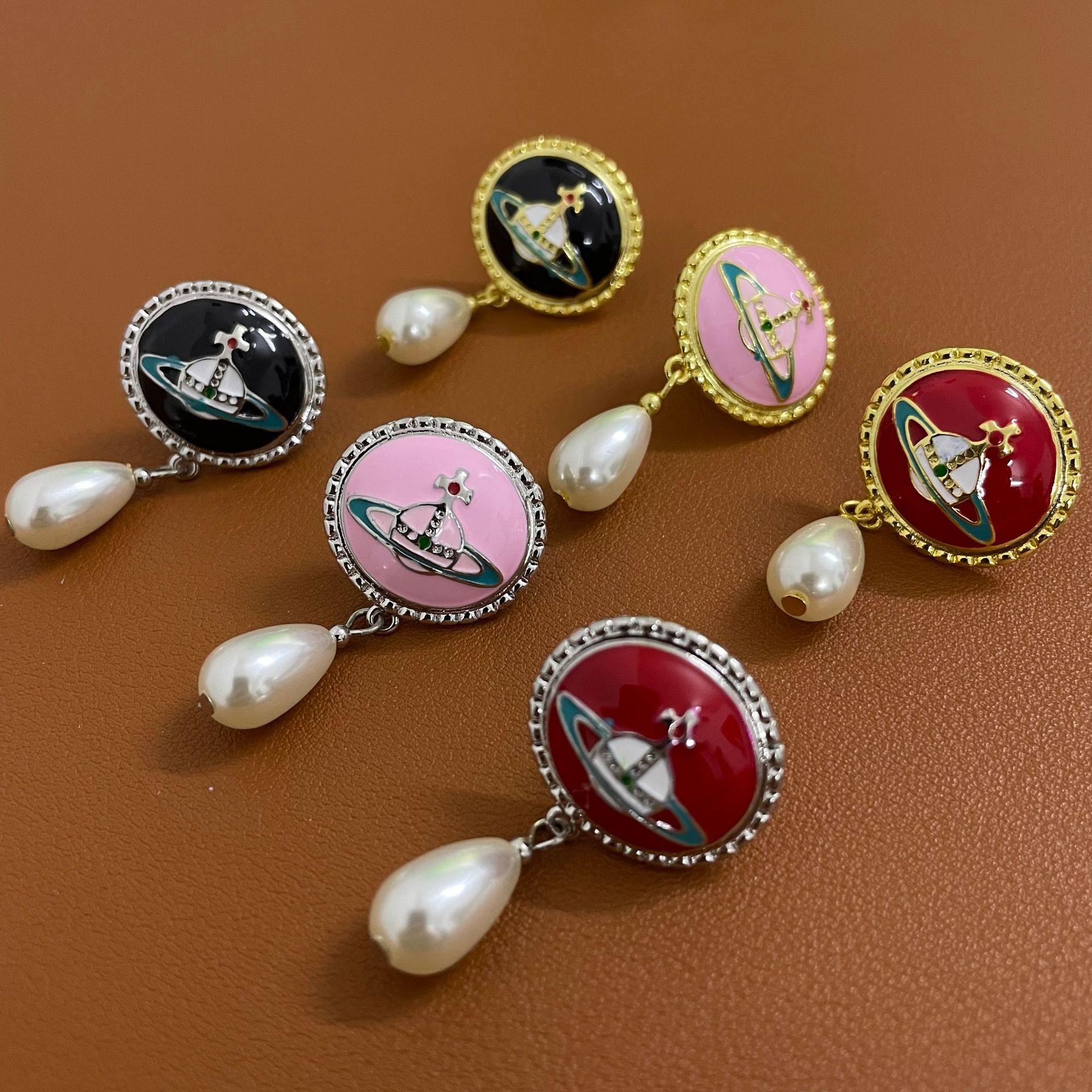 Vivienne Westwood Enamel Saturn Waterdrop Pearl Earrings