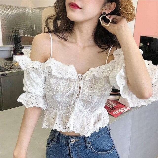 White Floral Crop Top Bandages Shirts SP15633