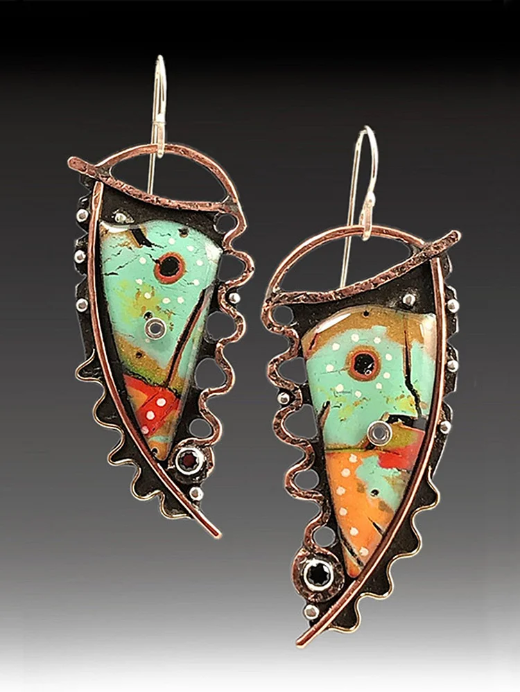 Hollow Out Detail Studded Decor Dangle Earrings