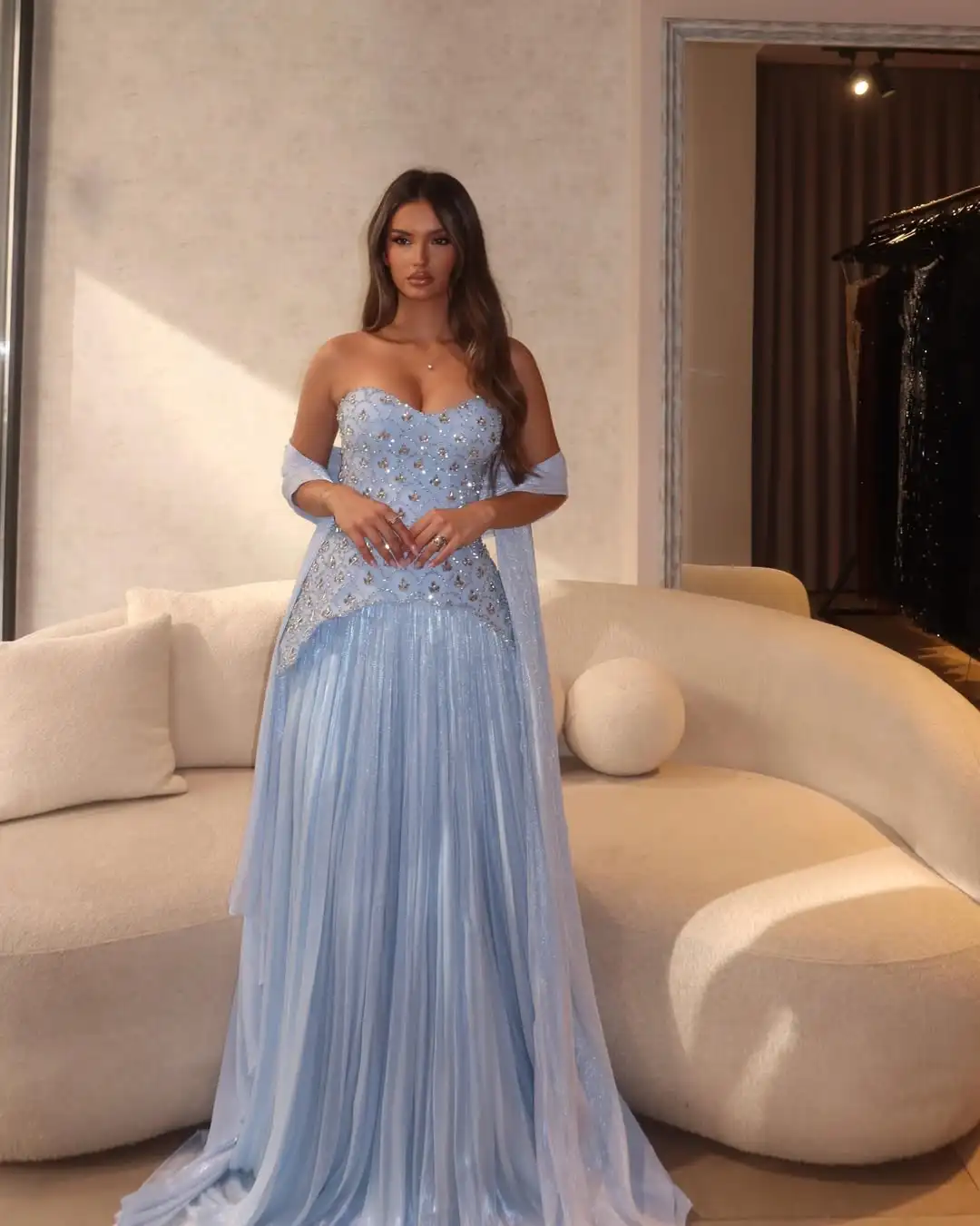 Lussooy Charming Beaded Sweetheart Rhinestone Evening Dress With Scarf