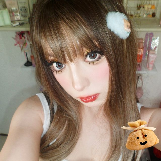 Aprileye Sugar Grey
