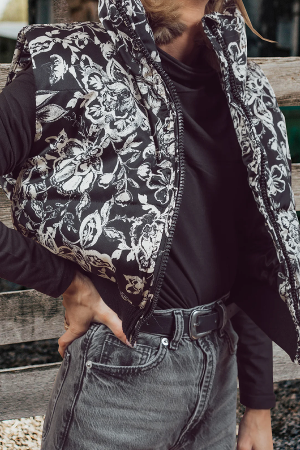CC 25 Flower Vest Polyester Fiber