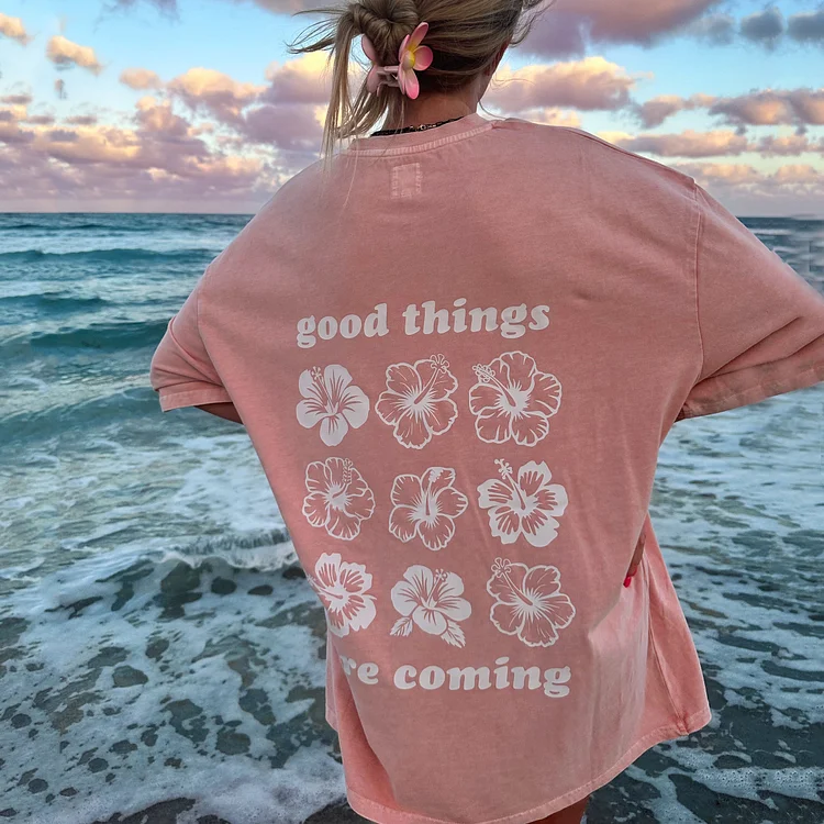 Casual Letter Pattern GOOD THINGS ARE COMING GRAPHIC FLOWER TEE T-shirt