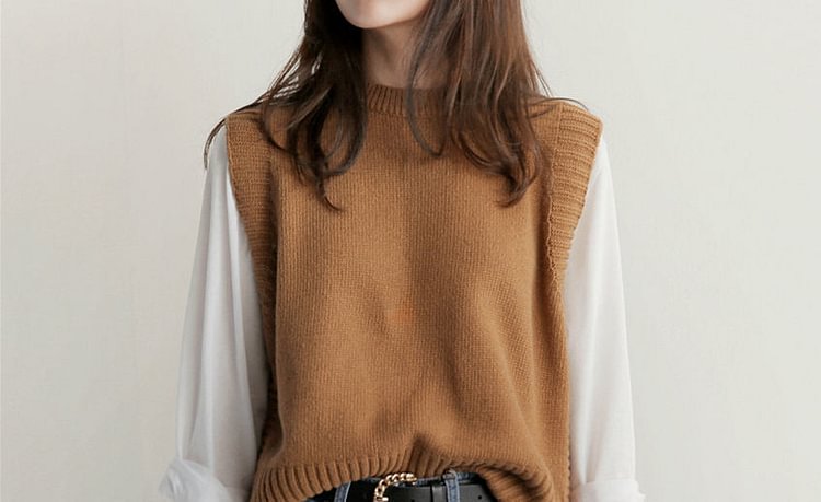 Round Neck Sweater Vest YP3541