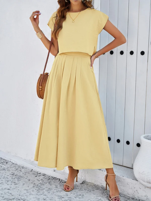 Wardrobe Essentials for Senior Ladies: Dressing Confidently After 50