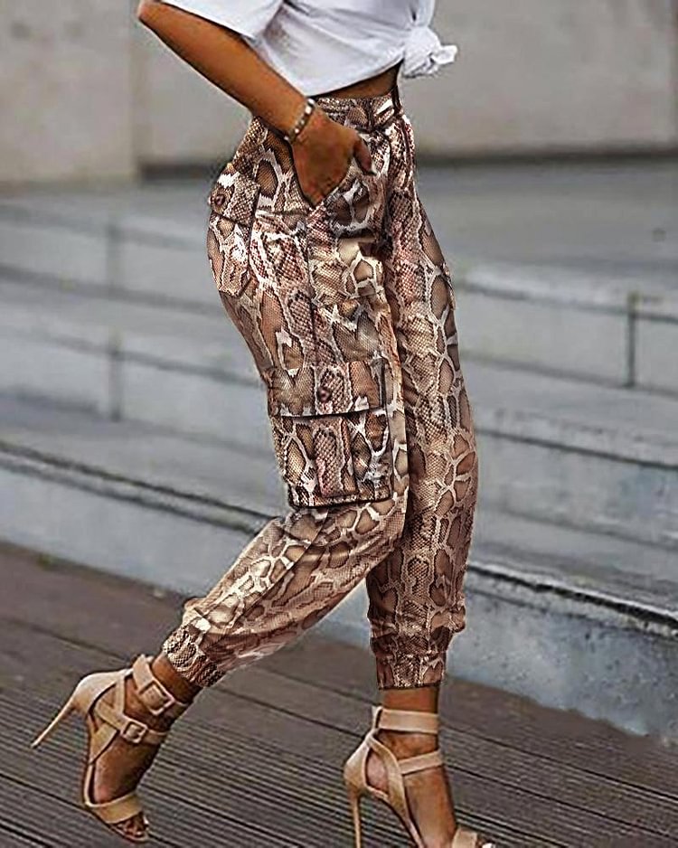 Snakeskin Pockets Design Casual Cargo Pants P14893