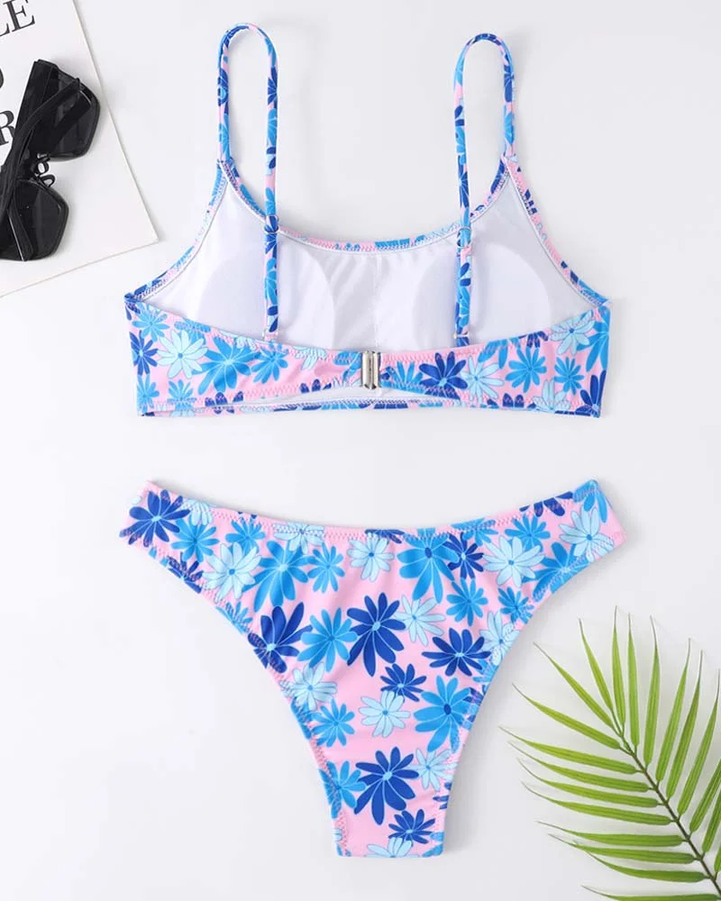 Allover Floral Pattern Bikini Swimsuit