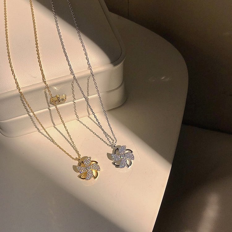 Lovely Rotating Windmill Necklace