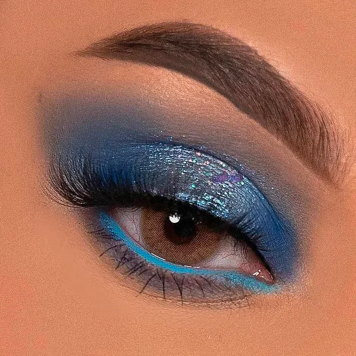 Aprileye Mysterious Mood Eyeshadow Palette