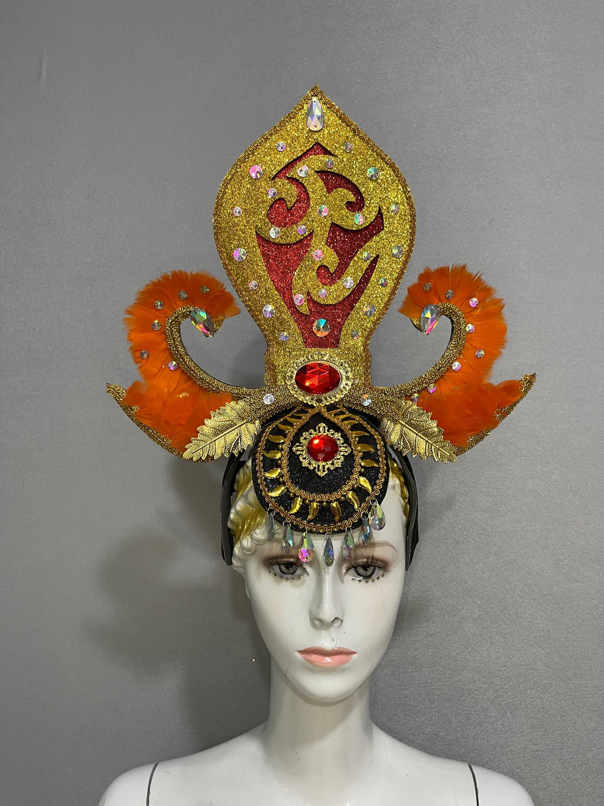 VCSHOES FASHIONABLE AND EXQUISITE HEADDRESS FEATHERS SAMBA DANCE CARNIVAL HALLOWEEN PARTY LATIN DANCE BAR PERFORMANCE HAT MASQUERADE