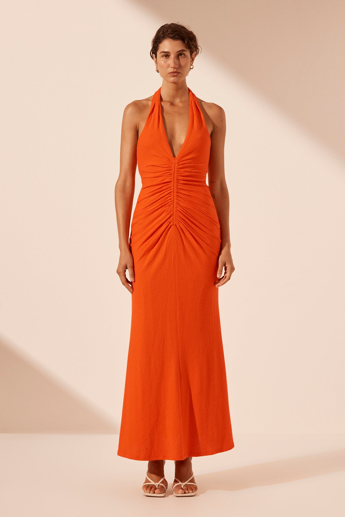 SHONA JOY | BEAU HALTER RUCHED MIDI DRESS