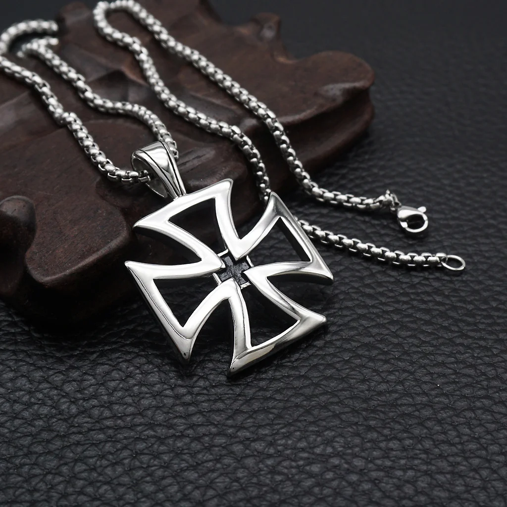 Vintage Openwork Cross Pendant Necklace - Devcarry