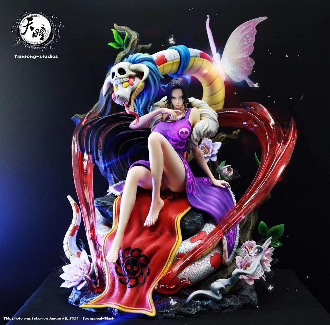 One Piece Germa Combat Suit Boa Hancock Resin Statue - Super Guai Studio [In-Stock]