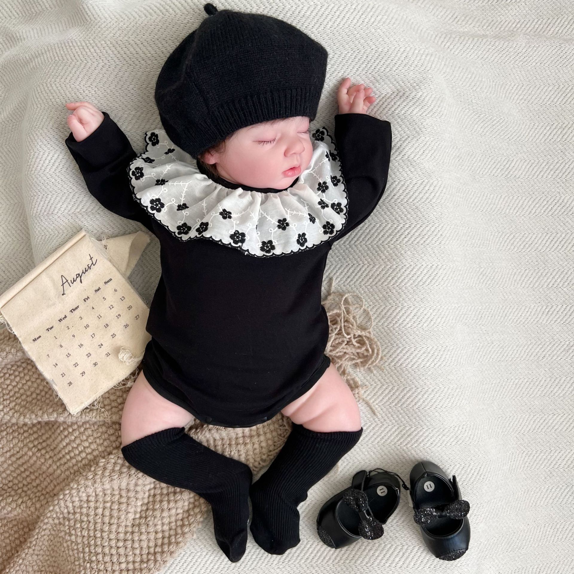 BABY】秋新作フラワー襟 ロンパース LB5615