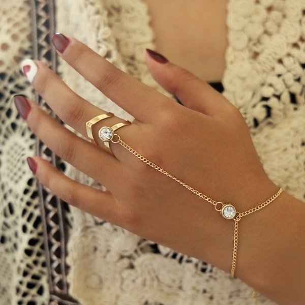 Vintage Gold Big Crystal Ring Bracelet Wrist Chain Jewelry Fashion Hand Back Bangles Female Women Arm Link Ornaments
