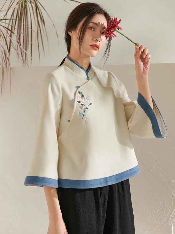 Retro Oriental Charm  Embroidery Clasp Top