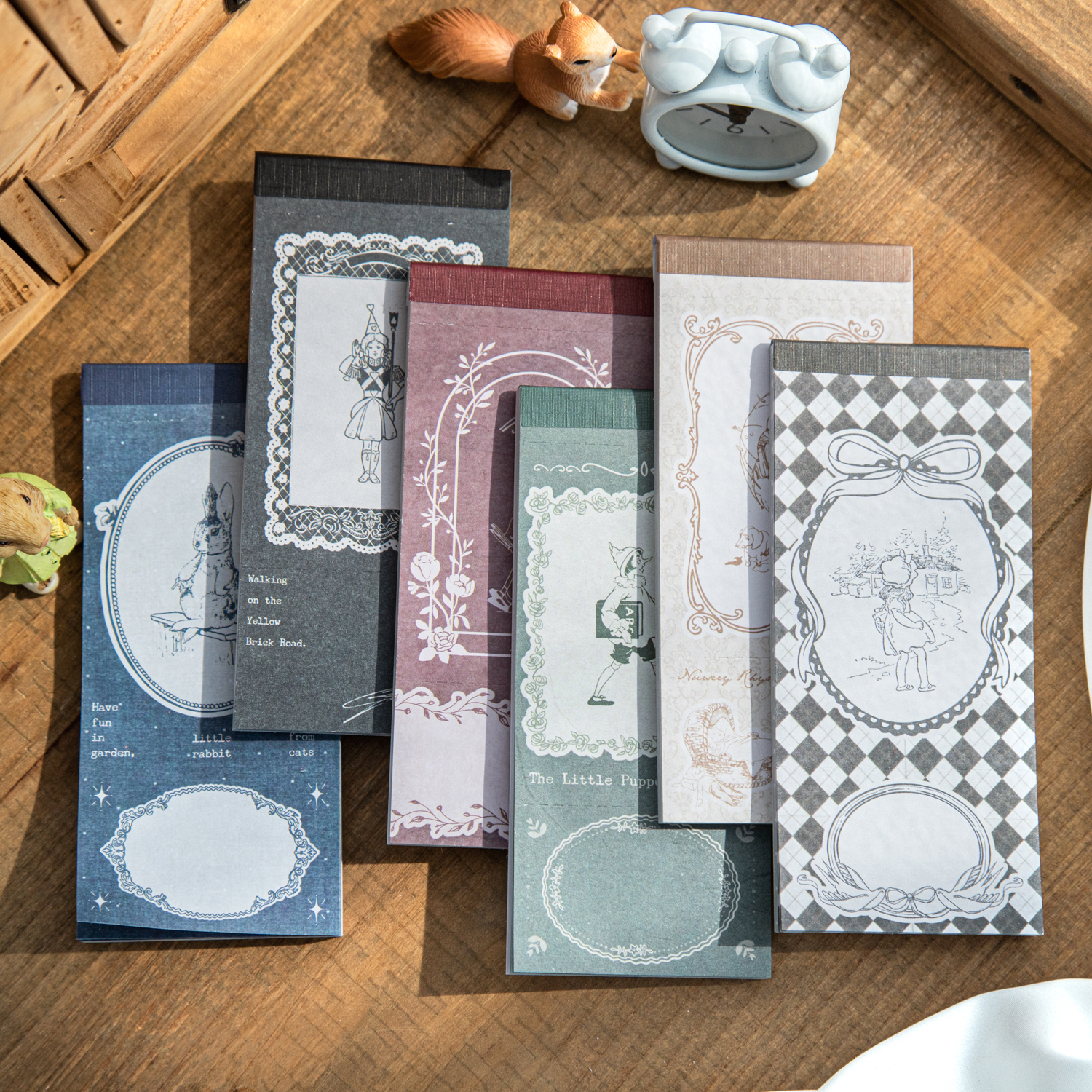 A Little Fairy Tale Happiness Series Vintage Lace Border Landscape Memo Pad