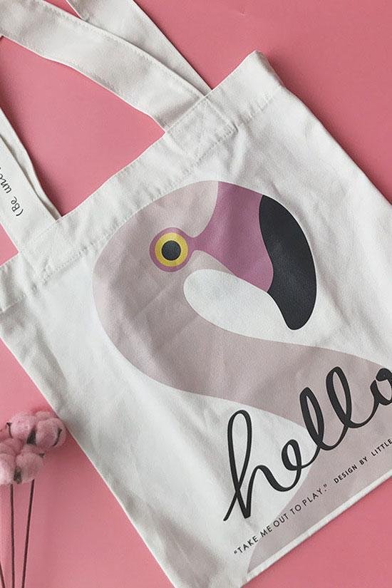 Holiday Flamingo Printed Shoulder Bag - Shop Trendy Women's Clothing | LoverChic