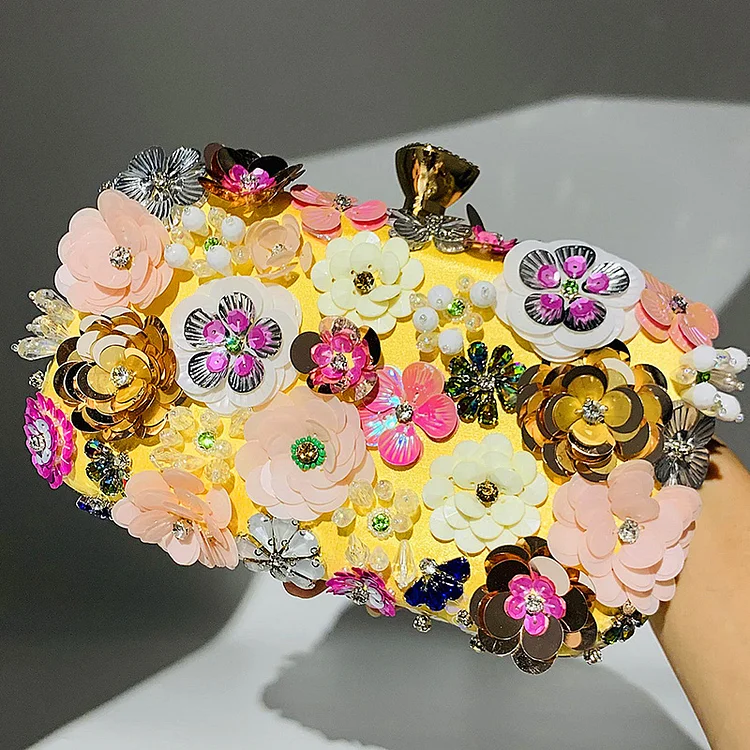 Banquet Fashion Flower Lock Metallic Clutch Bag-Yellow