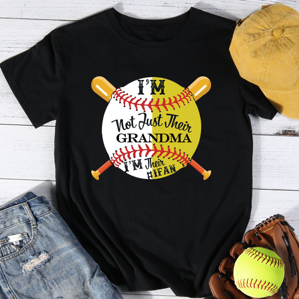 I'm not just their grandma T-shirt -013406-Guru-buzz