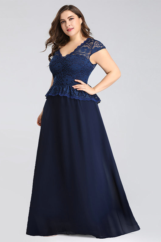 Glamorous Navy Blue Lace Long Plus Size Evening Gowns